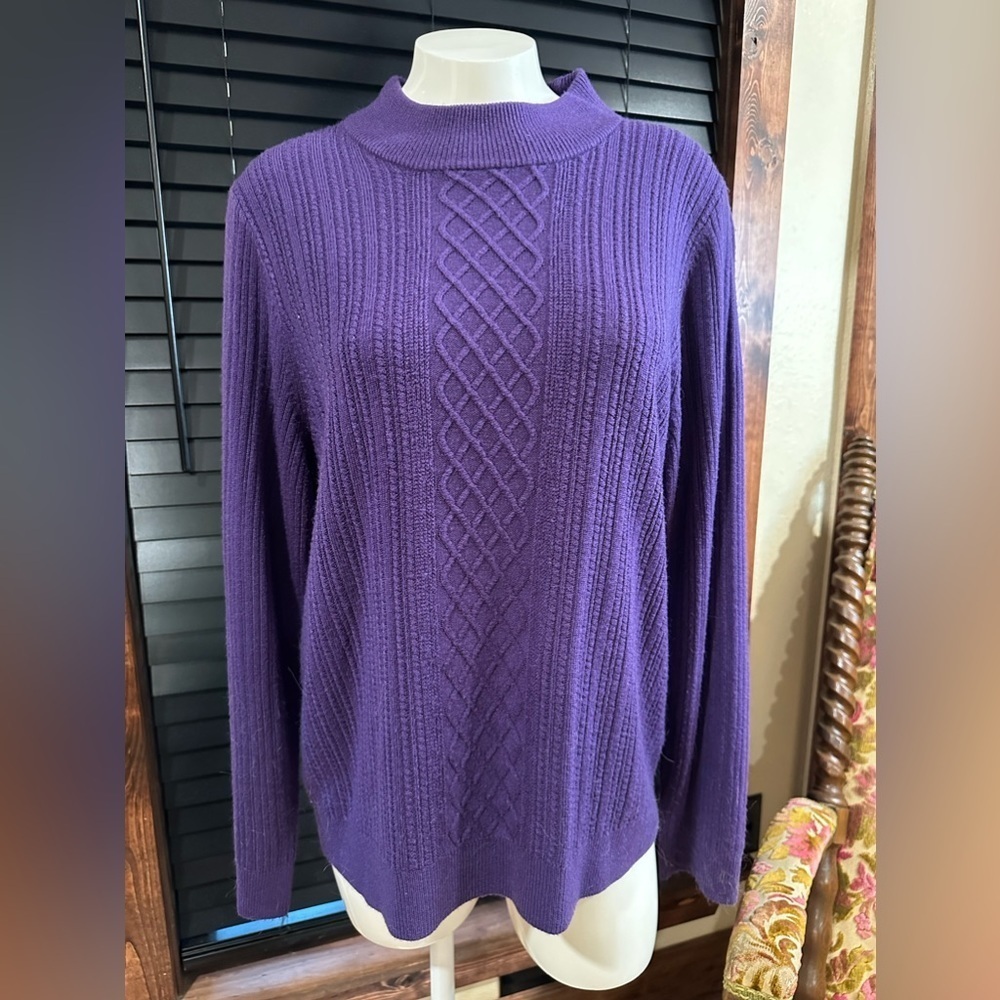 EUC Allison Daley purple sweater long sleeve and round neck Sz L